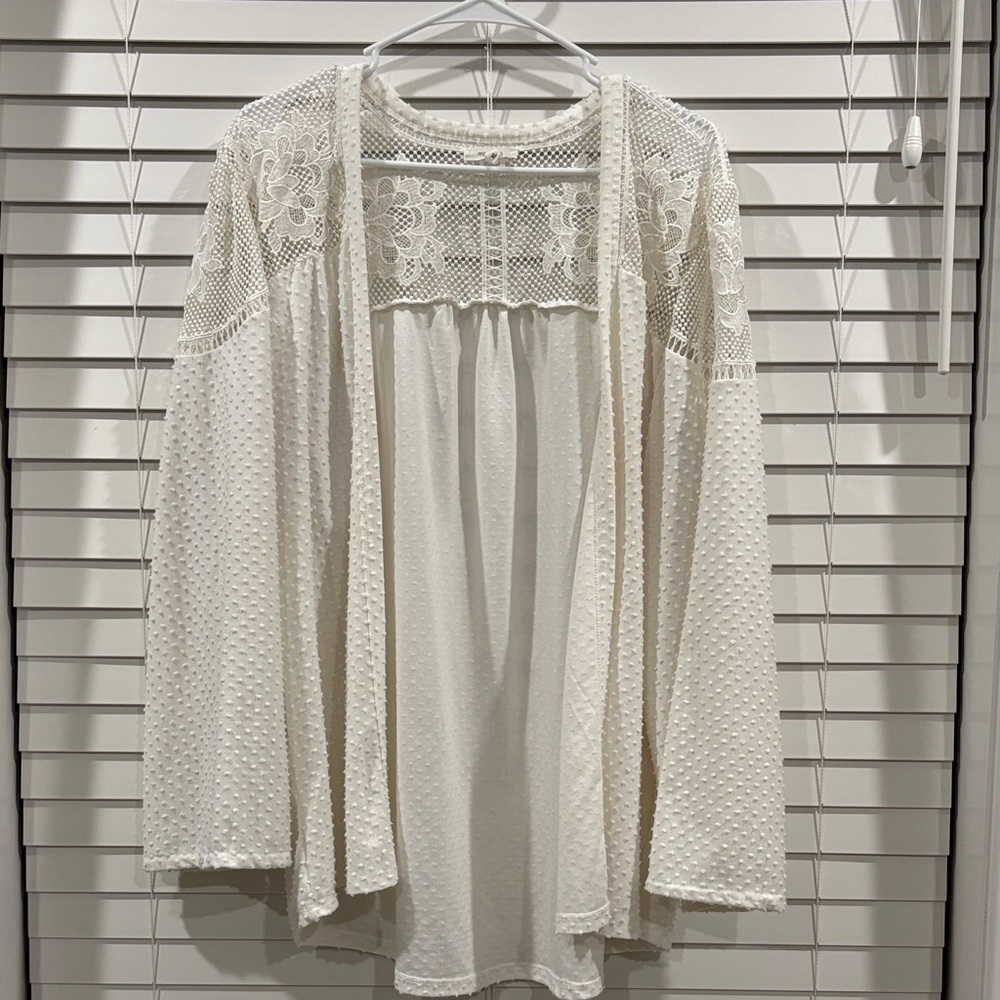 Maurice’s Elegant White Lace Cardigan
